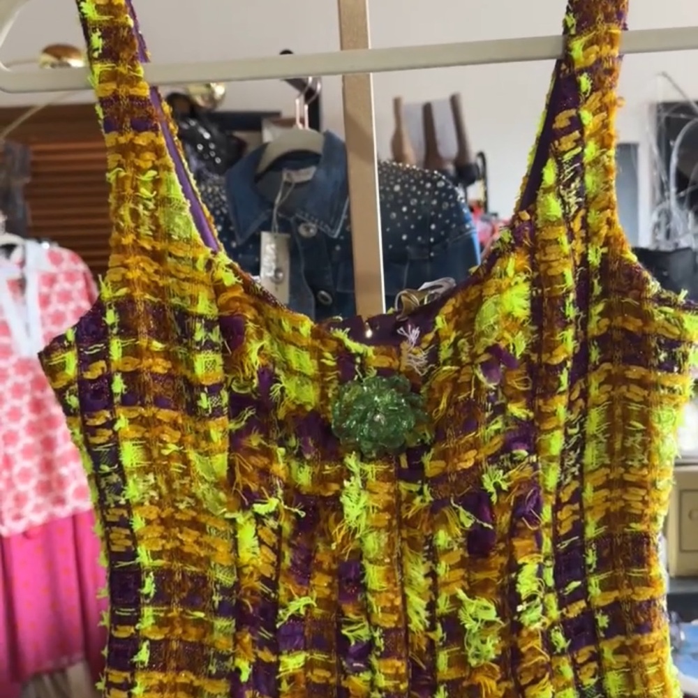 RAMY BBROK RUNWAY TWEED'esque NWT, 6, MSRP $900
Ramy Brook
Size: 6
$649 $895 - Picture 2 of 11